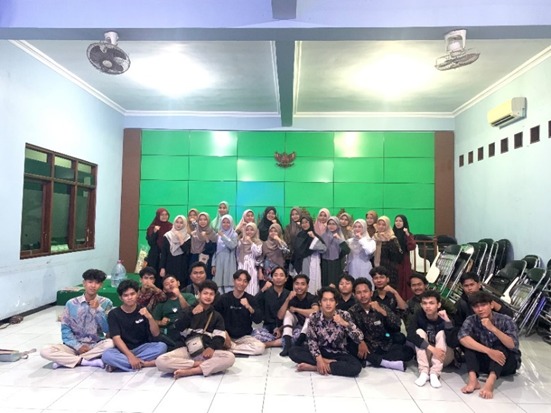 RTL DAD Kelompok 1 IMM Insan Kamil UMKU Gelar Bedah Buku Ideologi Muhammadiyah